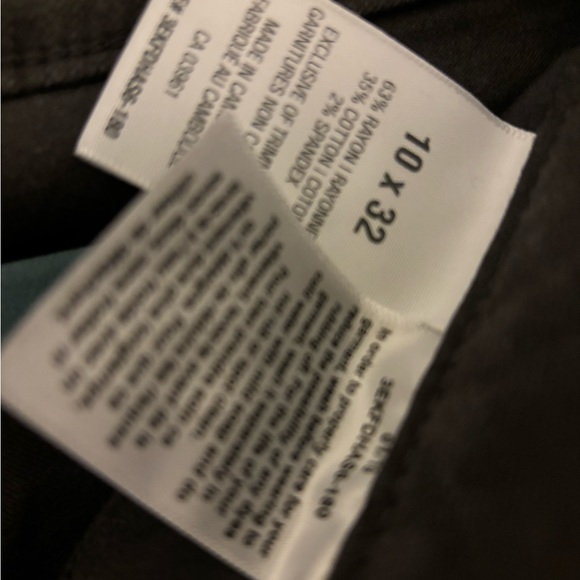 Jeans - Picture 3 of 3